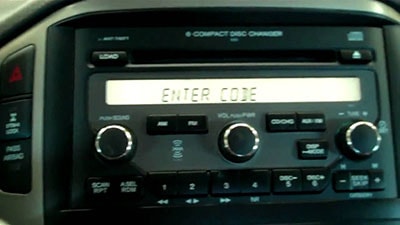 entrer code radio audi r8 spyder