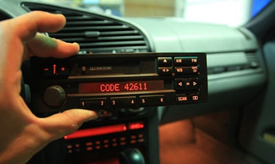 entrer code radio audi rs4 cabriolet
